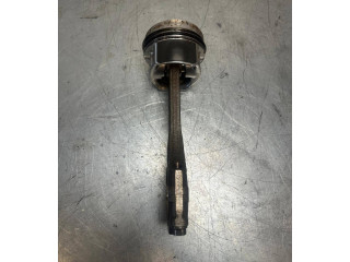 Поршень с шатуном AAA 021e Volkswagen Golf III