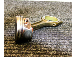 Píst 06M100C Audi Q5 SQ5 CWGD