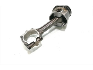 Поршень с шатуном YD22DDTI Nissan X-Trail T30