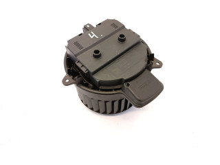 Вентилятор печки    4H2820021B   Audi A7 S7 4G