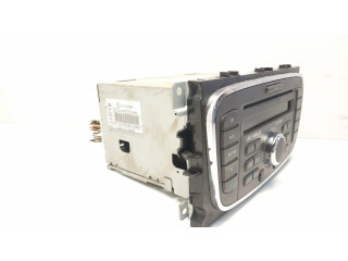 Радио/ проигрыватель CD/DVD / навигация