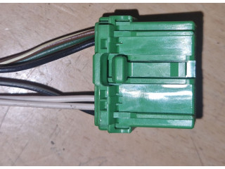 Зеркало электрическое Volvo V70 2005 - 2008 года