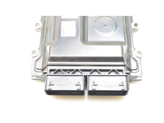 Блок управления двигателя 32242004 Volvo XC40