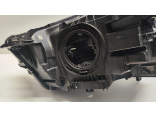 Передняя фара