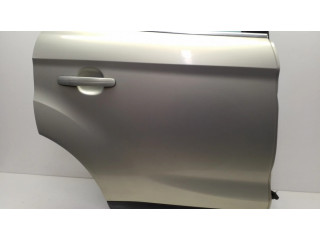 Задняя дверь