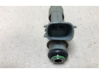 Форсунка 232500Q010, 232500Q010    Peugeot 107  384F(1KR) 