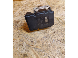 Блок АБС 1K0614517EG, 10021210364   Volkswagen  Jetta VI  2011 - 2018 года
