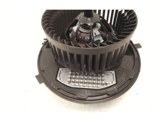 Вентилятор печки 3Q1819021 Volkswagen Passat Alltrack