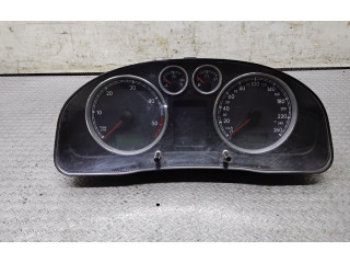 Панель приборов 3B0920809C   Volkswagen PASSAT B5.5       