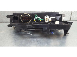 Блок управления климат-контролем MB813462, MB813462 Mitsubishi Space Wagon