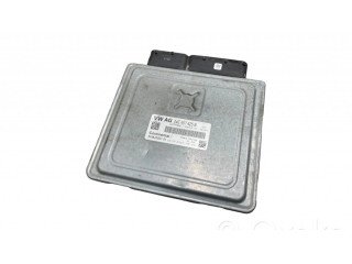 Блок управления двигателя 04E907425B, 5WA2000101   Volkswagen Touran II