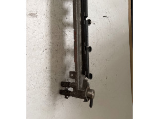 Топливная рампа 036133319   Audi A3 S3 8P   для двигателя BLS