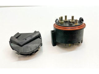 Блок предохранителей  A2305450203, A2305400169   Mercedes-Benz SL R230    