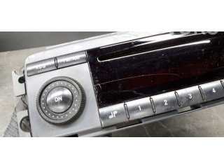 Pojistková skříňka Радио/ проигрыватель / навигация A4548200379 Smart ForFour I 2005