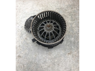 Вентилятор печки    8K0820521B   Audi Q5 SQ5