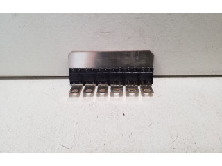 Блок предохранителей 5Q0937629C Volkswagen Golf VII