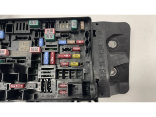 Pojistková skříňka 68467641AA Dodge RAM 2020