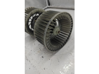 Вентилятор печки       BMW X3 E83