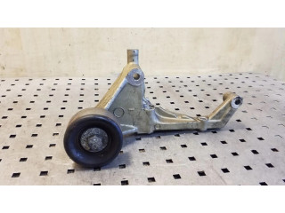 Кронштейн генератора