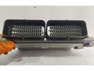 Блок управления двигателем Блок управления 8200483732 Dacia Logan I