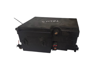 Блок предохранителей 6M5T14K733, 3M5T14A142AB   Ford Focus    