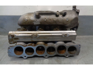 Всасывающий коллектор 140107Y040 Nissan Altima