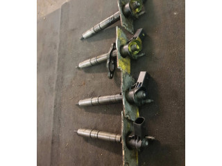 Топливная рампа 03L130277, 09042903560   Audi A6 S6 C6 4F   для двигателя Bmk