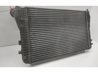 Интеркулер  3C0145805G   Volkswagen PASSAT 