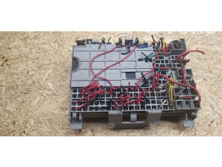 Pojistková skříňka 90504534 Opel Vectra B 1999