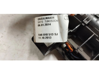 Блок предохранителей 8u0450218, 49148u0450218   Audi Q3 8U    