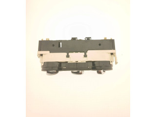 Блок управления климат-контролем 8X0820045A, W5221001 Audi A1