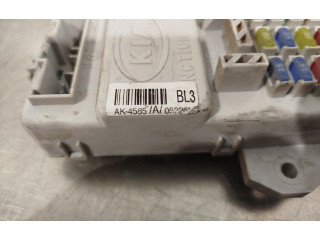 Блок предохранителей 911703E920 KIA Sorento