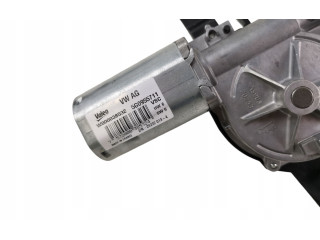 Моторчик заднего дворника 5G0955711    Volkswagen Golf VII