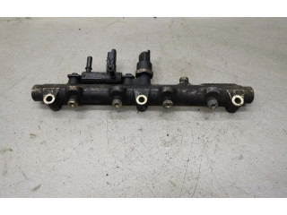 Vstřikovací lišta 0445214017, 0281002592 Peugeot 607