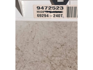 Панель приборов 9472523, 69294240T   Volvo V70       