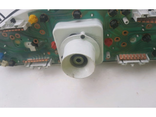 Pojistková skříňka Спидометр (приборный щиток) 46462775 Fiat Punto (176) 1995