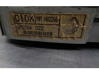 Панель приборов MR480266 Mitsubishi Carisma