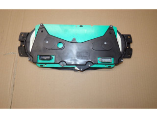 Панель приборов    Dacia Logan I       