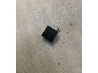 Блок управления 8865052100, 2773000751   Toyota Corolla Verso E121