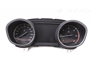 Панель приборов 670101179 Maserati Levante