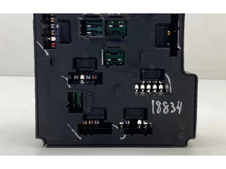 Блок предохранителей 32322427 Volvo V90 Cross Country