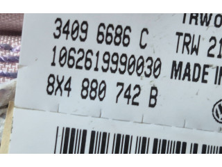 Боковая подушка безопасности 8X4880742B, 1062619990030 Audi A1