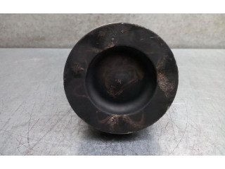  Поршень с шатуном    Volkswagen PASSAT  