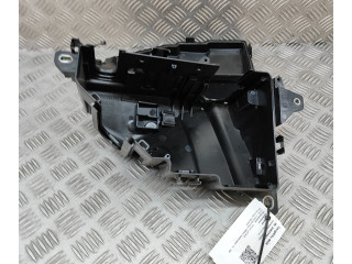 Блок предохранителей  31398000, 31398001   Volvo XC90    