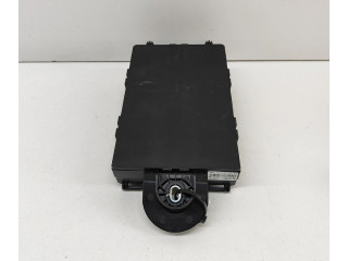 Блок предохранителей 31682732   Volvo S90, V90    