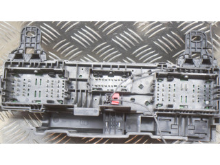 Блок предохранителей 109440500F, 111905900A Tesla Model S