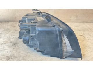 Передняя фара  