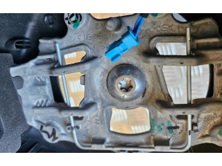 Руль Peugeot 2008 I 2013 - 2019 года 98084115ZD