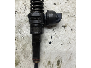 Форсунка 0414720215 Skoda Octavia Mk2 (1Z) BJB