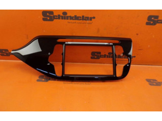 Радио/ проигрыватель CD/DVD / навигация